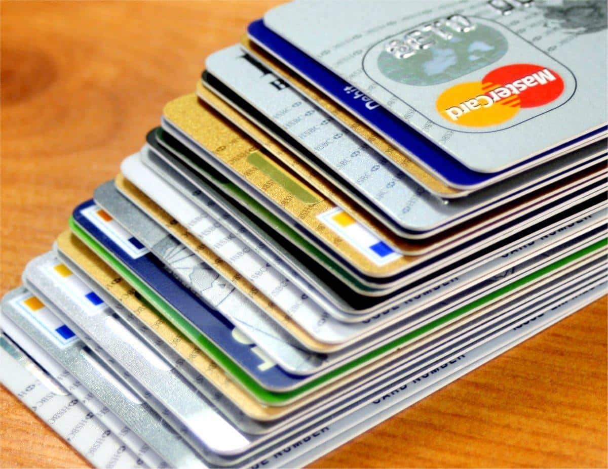 The Top 5 Credit Cards for Travel Hacking 2023