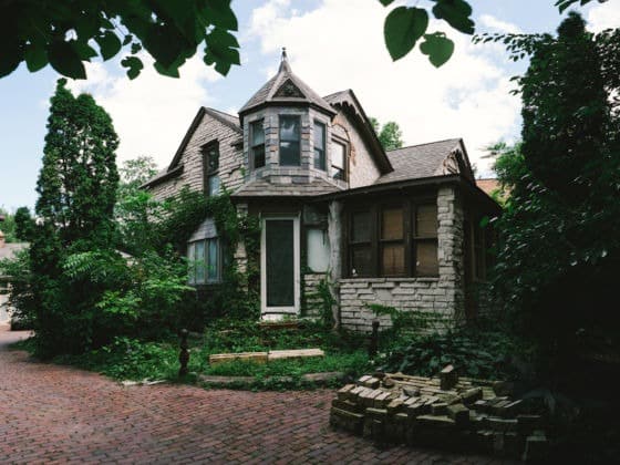 Top 7 Spooky Airbnb Properties to Explore this Halloween