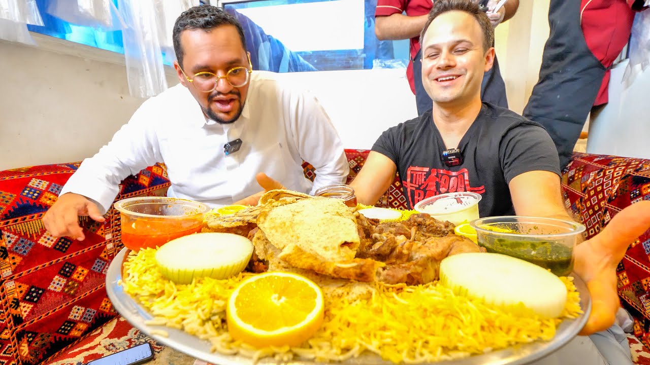 Indulging in the Best Street Food in Saudi Arabia: From Fried Camel to Massive Meat Plates and Beyond! Let’s Dig In! Indulging in the Best Street Food in Saudi Arabia: From Fried Camel to Massive Meat Plates and Beyond! Let’s Dig In!