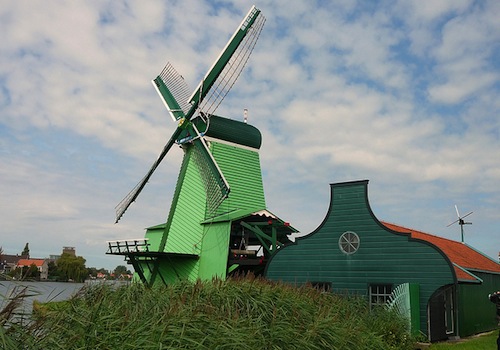 Zaanse Schans Top 7 Restaurants in HONG KONG for Any Budget • Where to Eat (including Michelin-Awarded Options!)