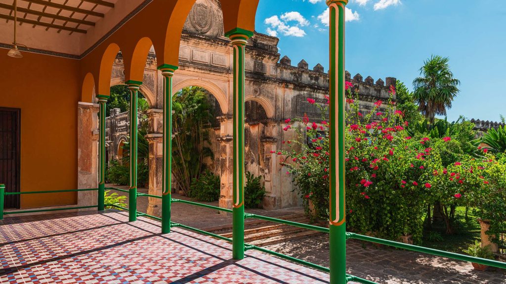 Yucatán Haciendas and the Buried Feast of Pib